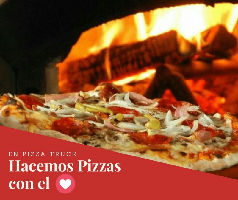 Pizzas artesanales hechas en horno de barro 